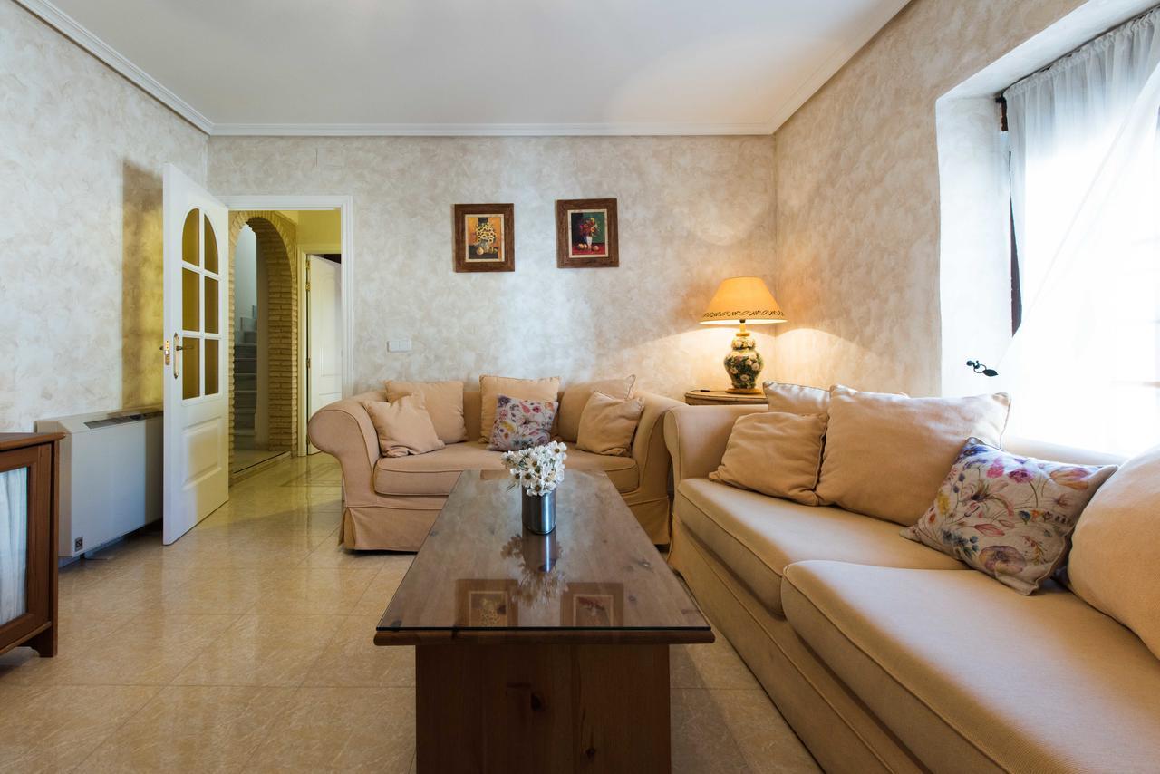 La Casa De La Vieja - Rustic & Charming Appartments Pensión